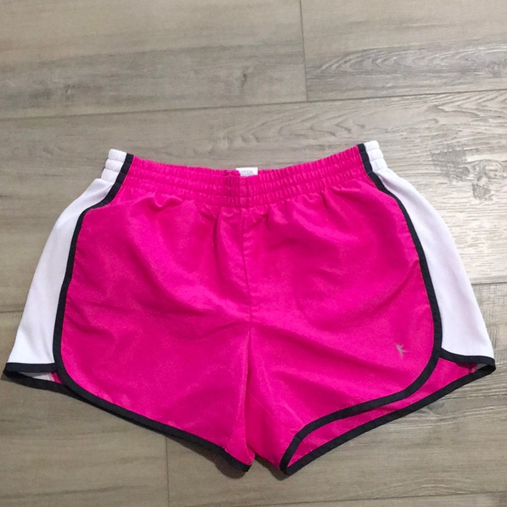 Danskin Now Shorts Size S (4-6)